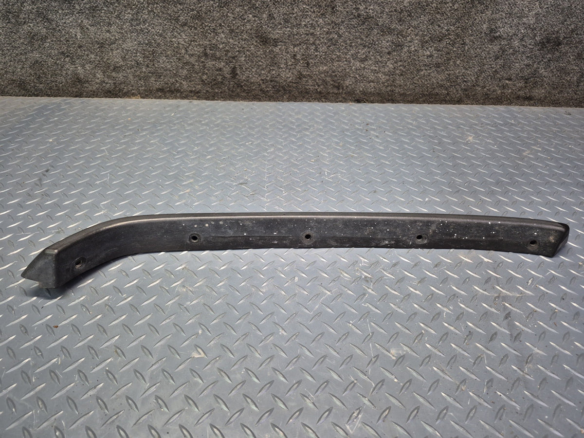 2003-2009 Hummer H2 Front Right & Left Fender Wheel Flare Molding Set Damaged