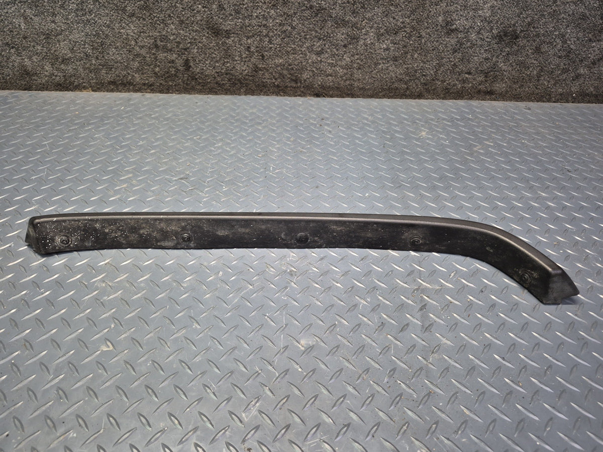 2003-2009 Hummer H2 Front Right & Left Fender Wheel Flare Molding Set Damaged