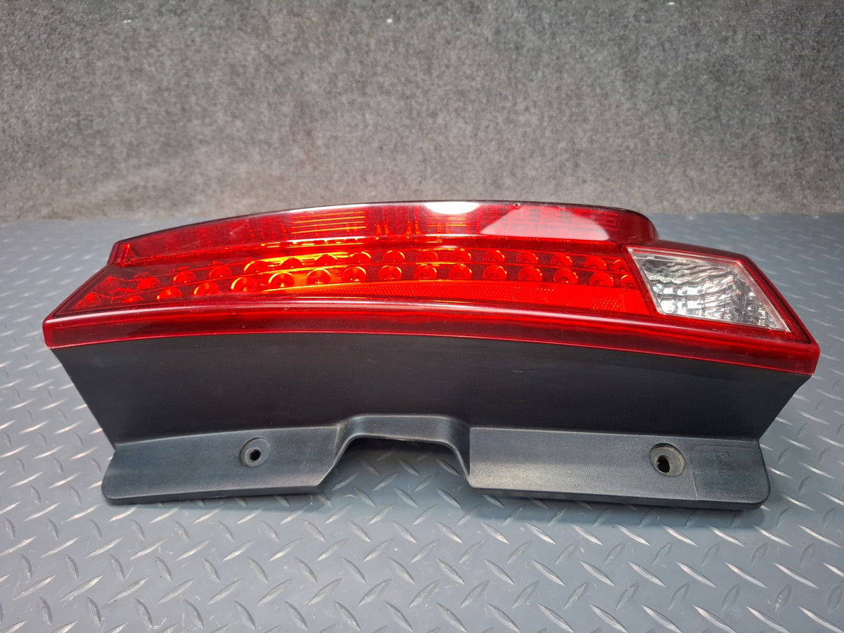 2007-2014 Cadillac Escalade Aftermarket Rear Left & Right Tail Light Lamp Set