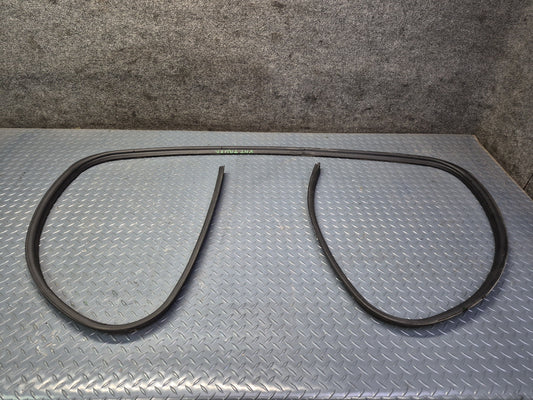 2003-2009 Hummer H2 Rear Trunk Tailgate Lift Gate Weather Strip Rubber Seal