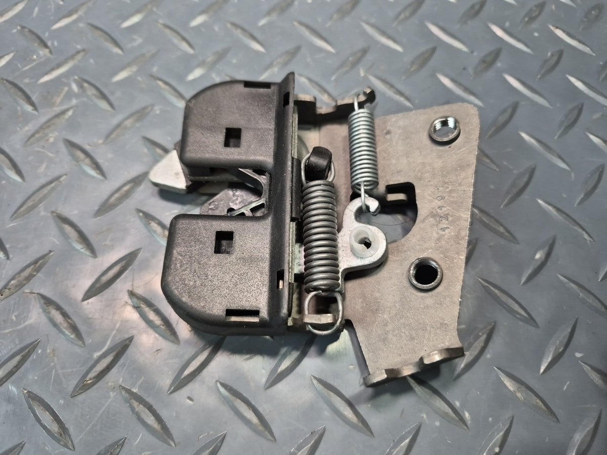 2008-2011 BMW E90 M3 Rear Left & Right Folding Seat Lock Latch Set of 2