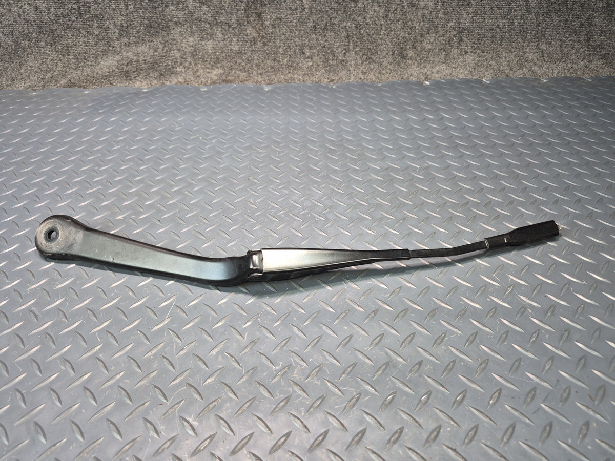 2008-2011 BMW E90 M3 Front Left & Right Windshield Wiper Arm Set of 2