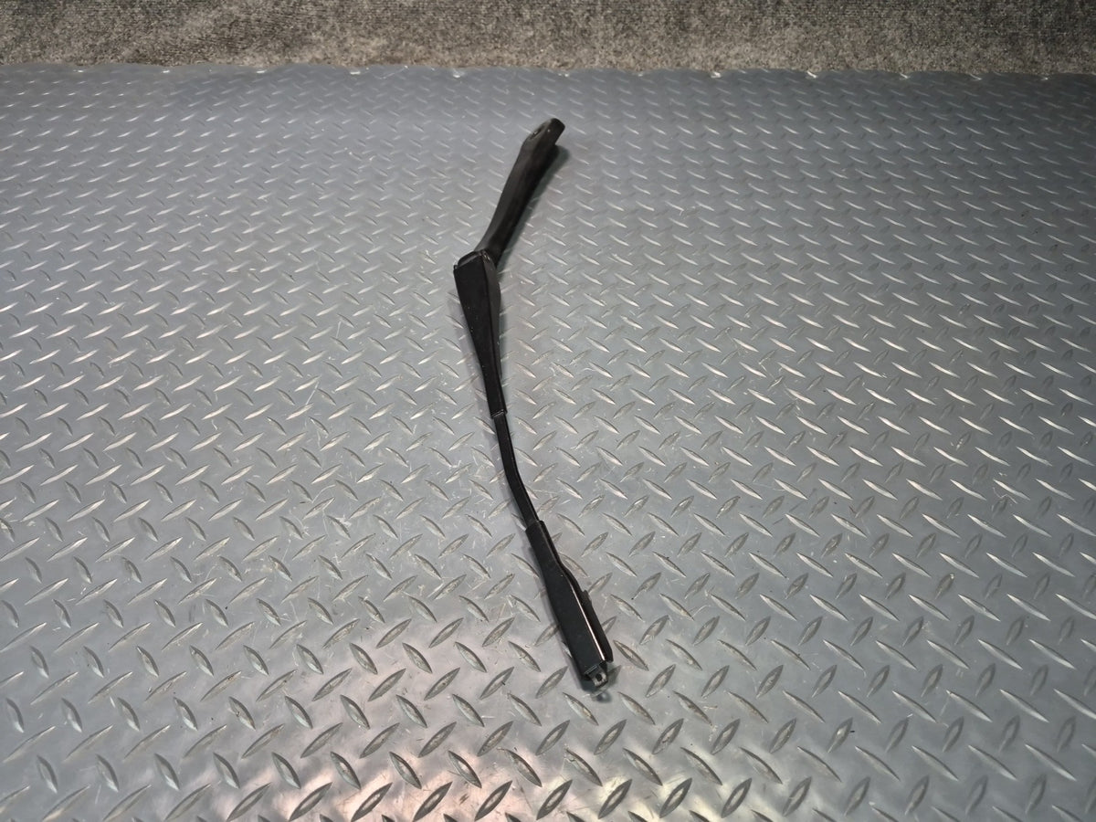 2008-2011 BMW E90 M3 Front Left & Right Windshield Wiper Arm Set of 2