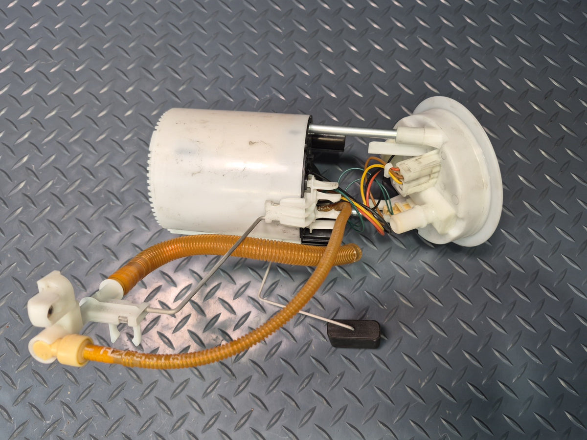2008-2011 BMW E90 M3 S65 Fuel Pump Level Sensor Sending Unit Set of 2