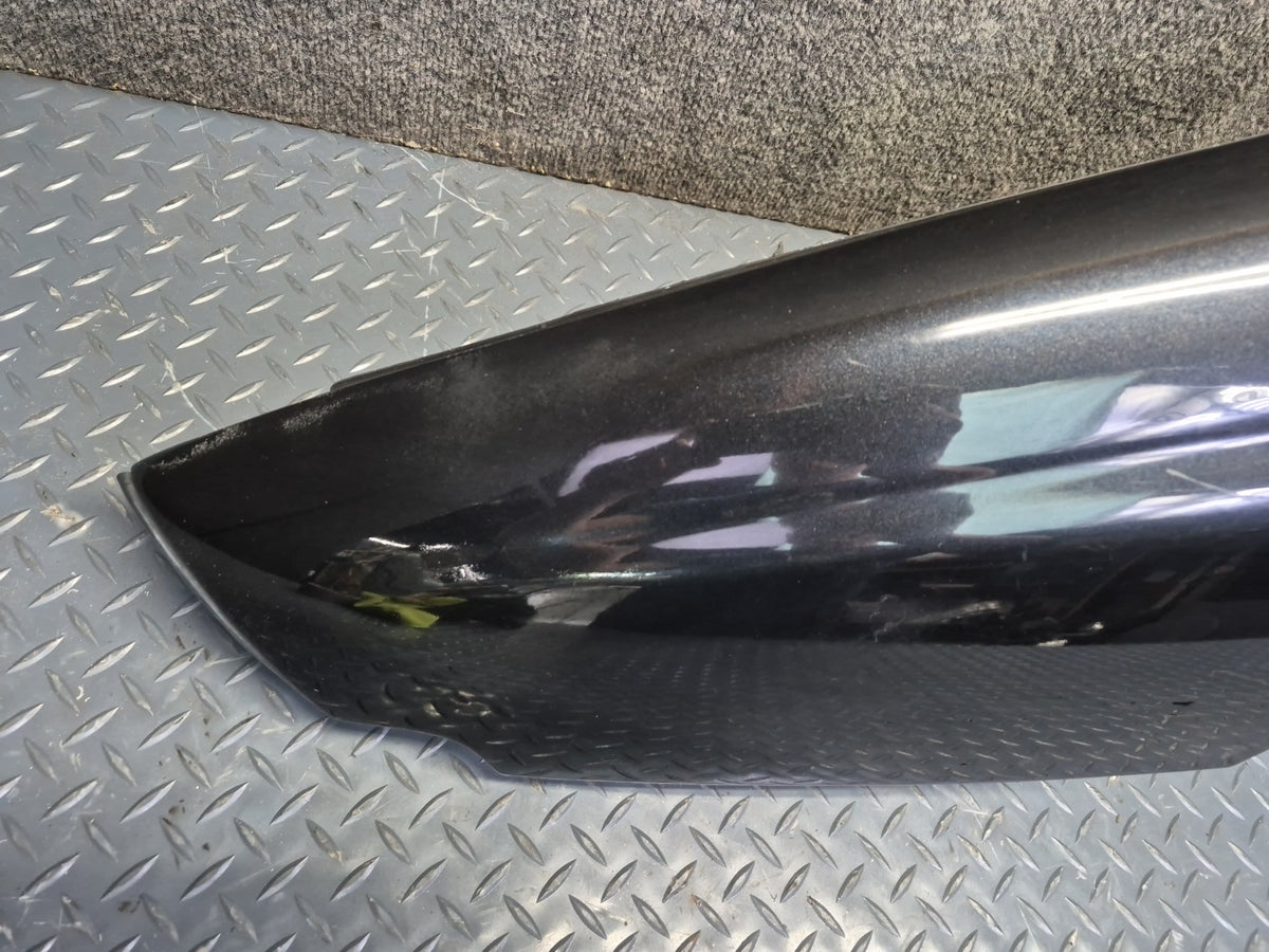 1994-1997 BMW E31 840Ci Front Left Fender Shell Cover Panel Schwarz
