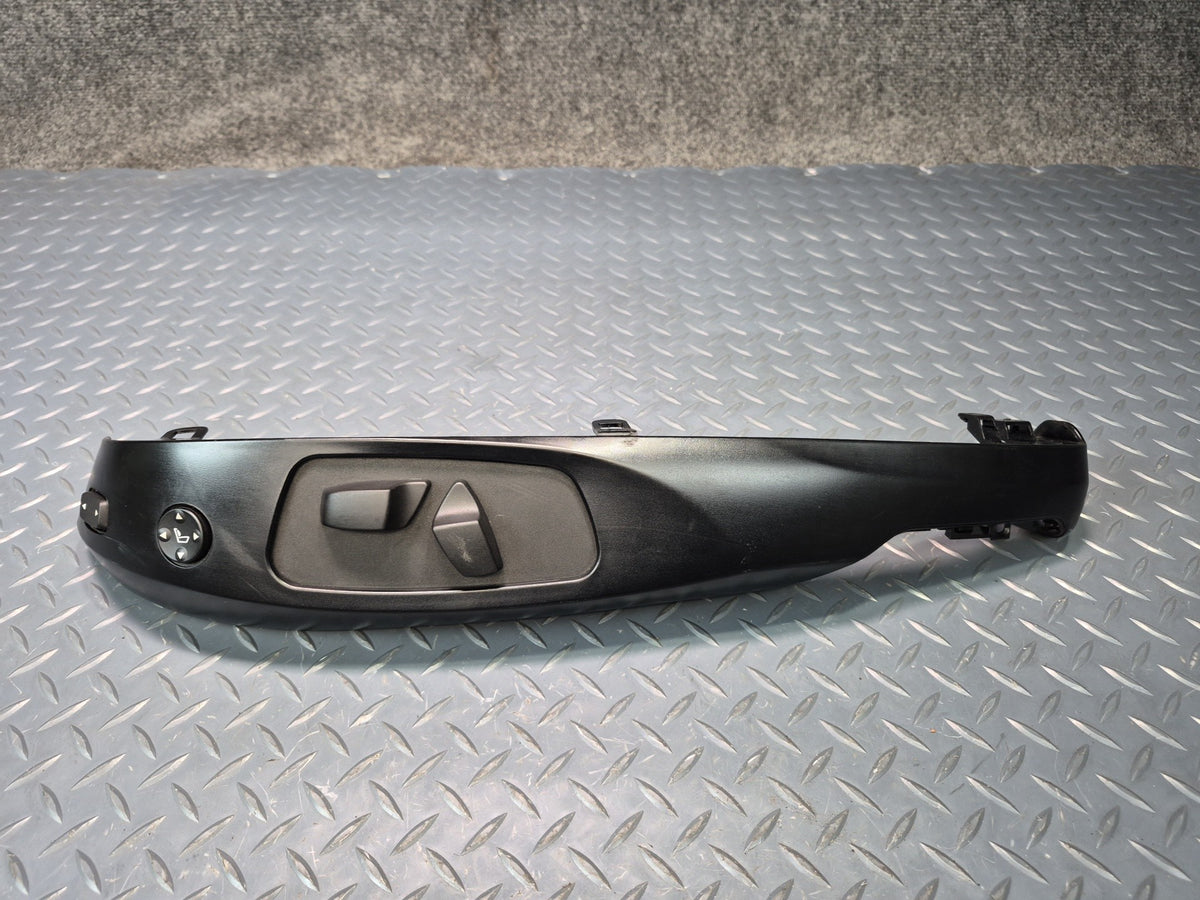 2008-2011 BMW E90 M3 Front Right Seat Adjust Control Switch w Trim Panel 9227855