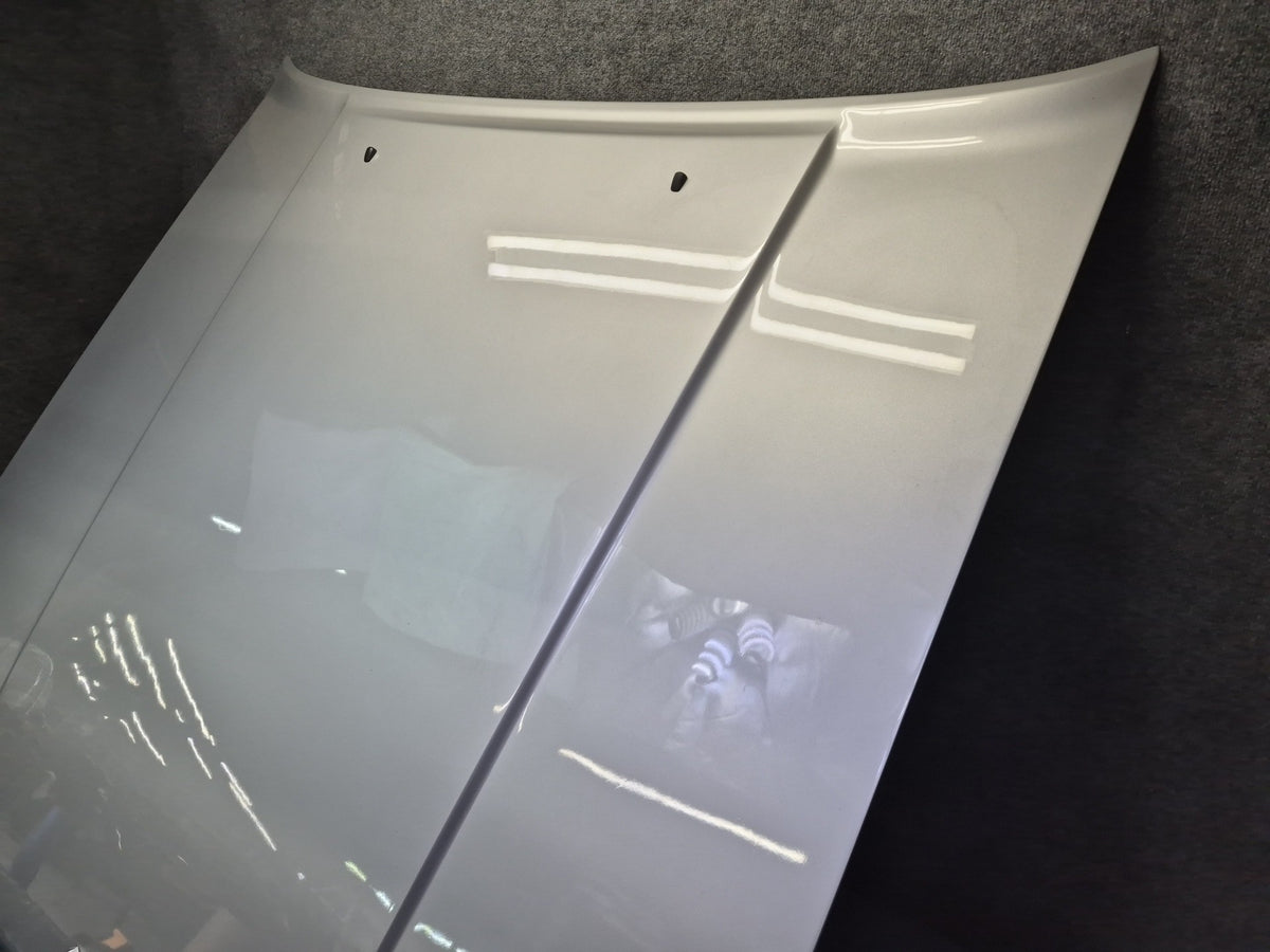1986 Toyota Cressida MX73 Sedan Front Hood Bonnet Shell Panel Silver OEM