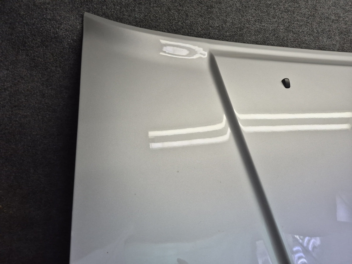 1986 Toyota Cressida MX73 Sedan Front Hood Bonnet Shell Panel Silver OEM