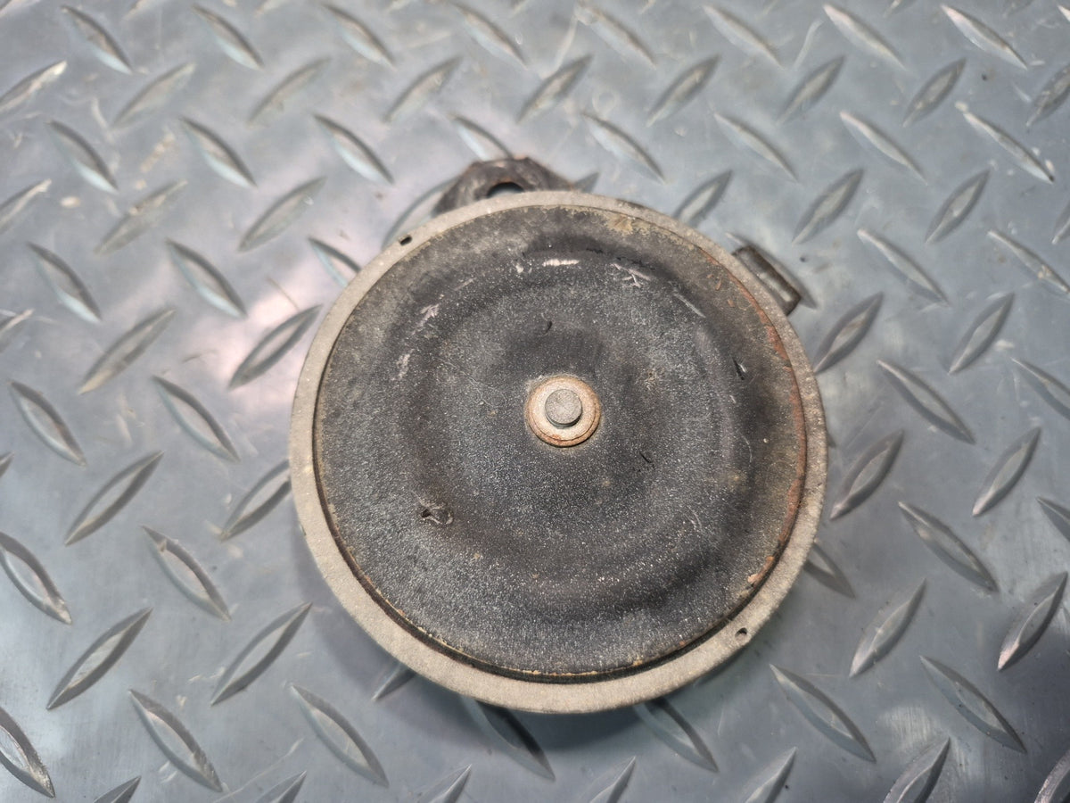 84-88 Toyota Cressida MX73 High & Low Tone Security Alarm Horn Siren Set OEM