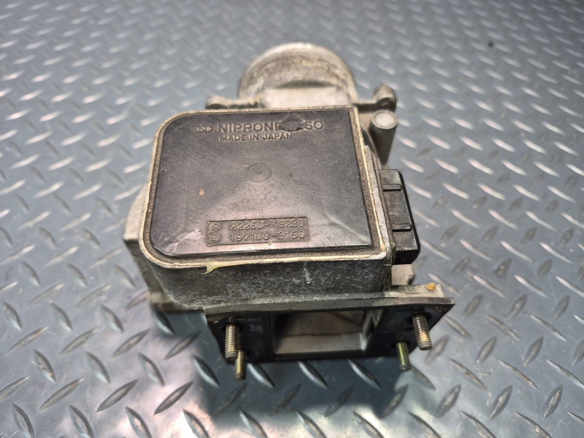 84-88 Toyota Cressida MX73 5M-GE Mass Air Flow Meter MAF Sensor OEM