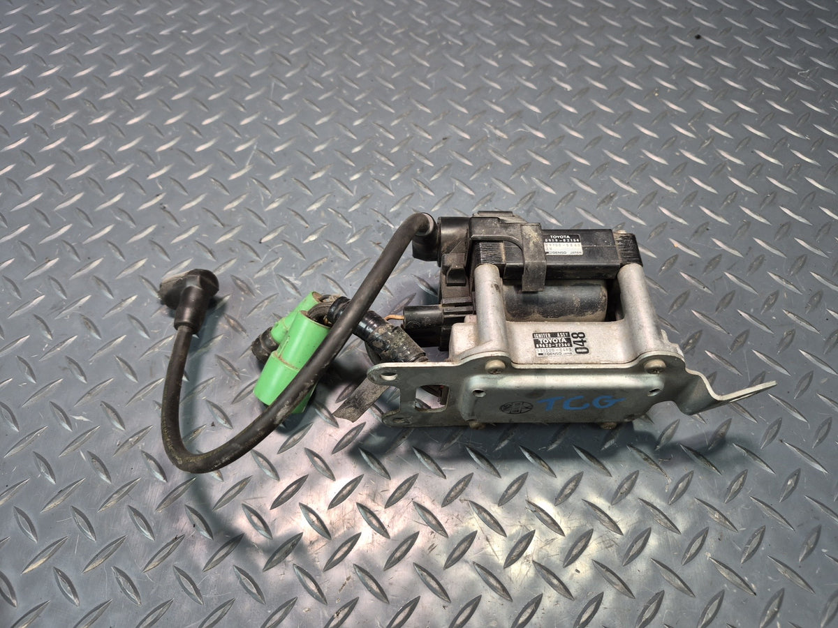 84-88 Toyota Cressida MX73 5M-GE Ignition Coil w Igniter Assembly OEM