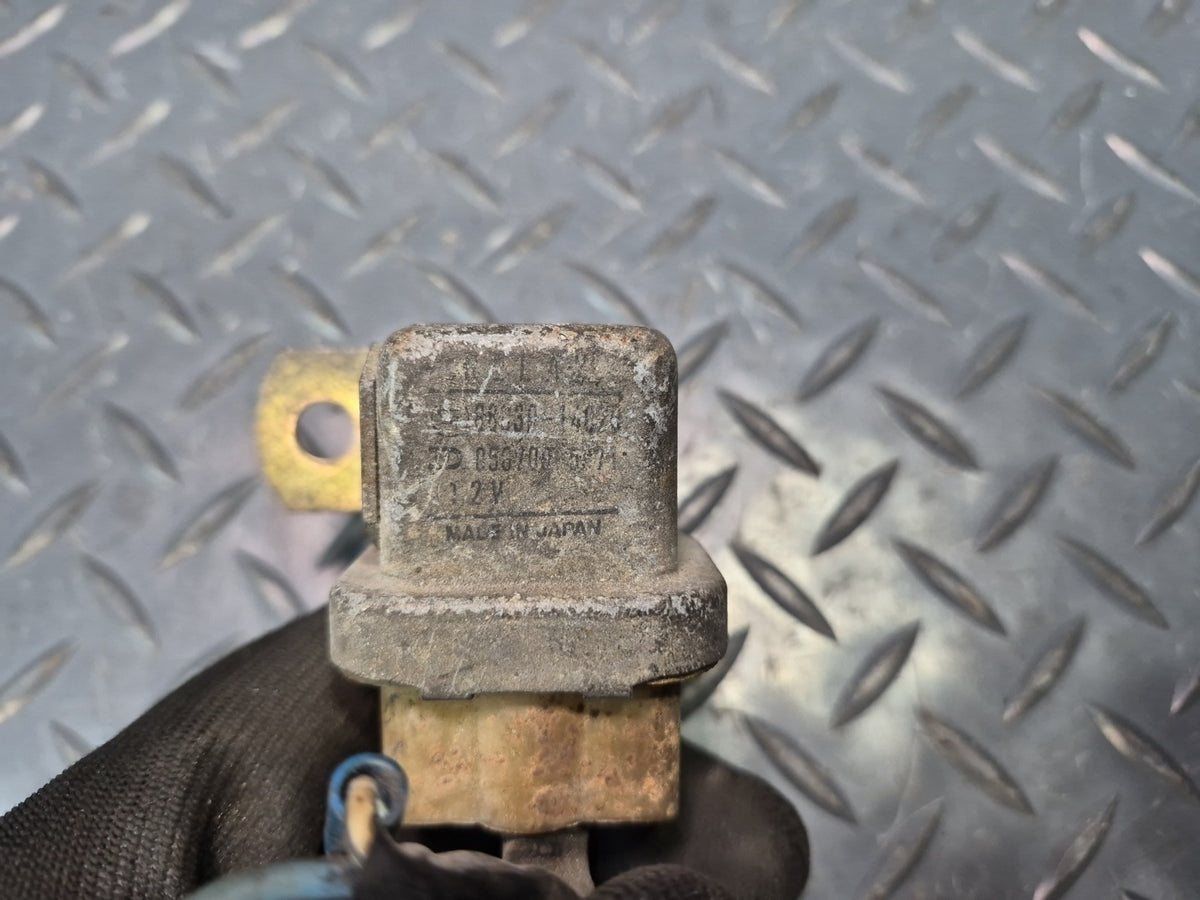 85-88 Toyota Cressida MX73 AC Air Conditioner Condenser Relay 88630-14020 OEM