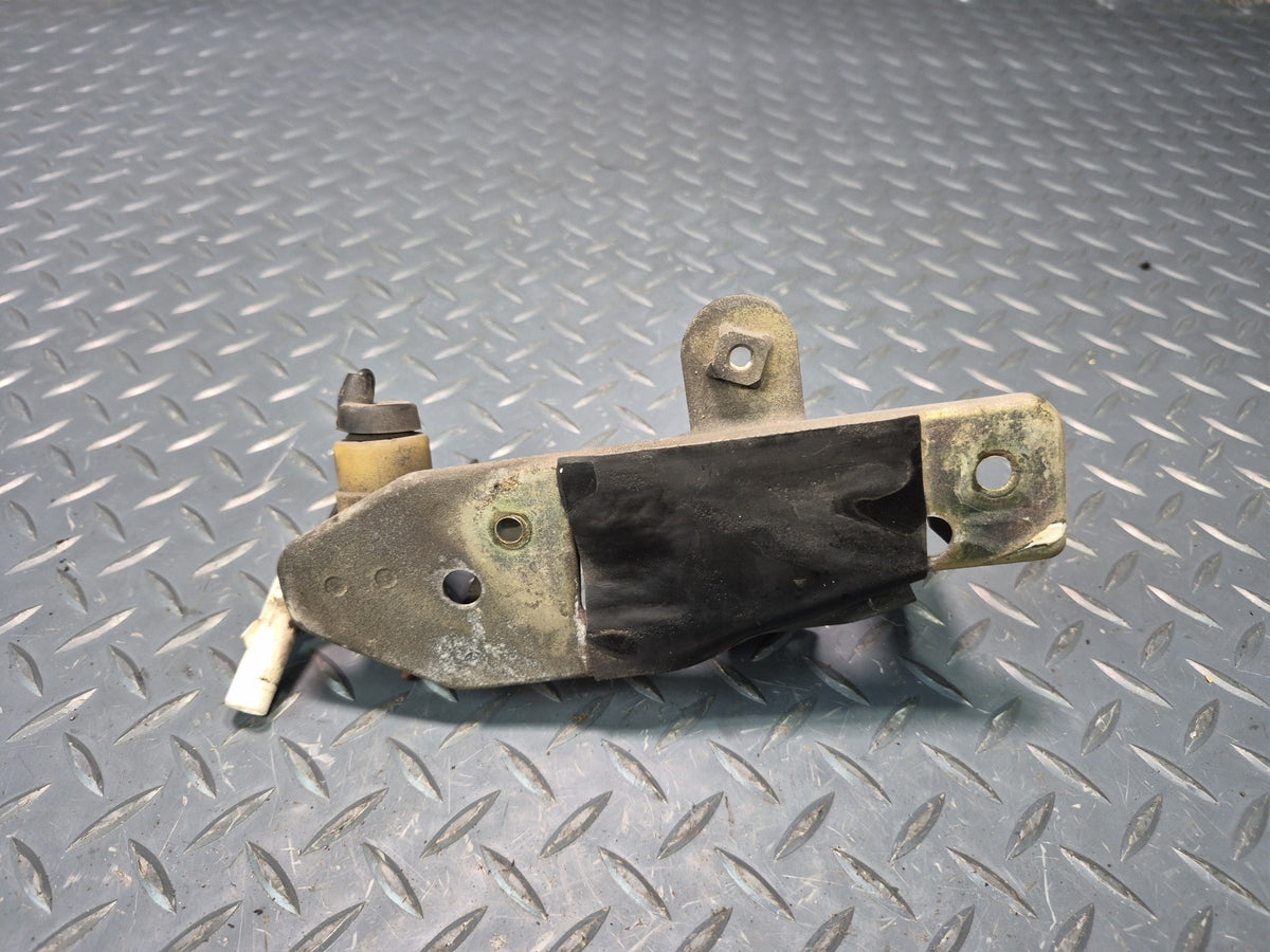84-88 Toyota Cressida MX73 Cruise Control Auto Drive Vacuum Switch w Mount OEM