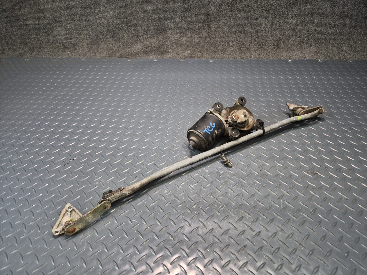 84-86 Toyota Cressida MX73 Front Windshield Wiper Linkage w Motor OEM