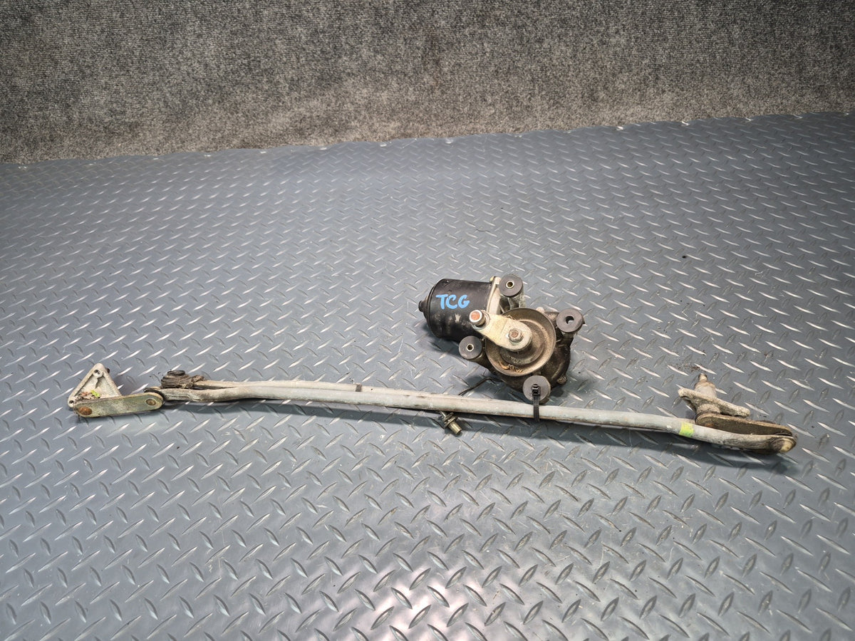 84-86 Toyota Cressida MX73 Front Windshield Wiper Linkage w Motor OEM