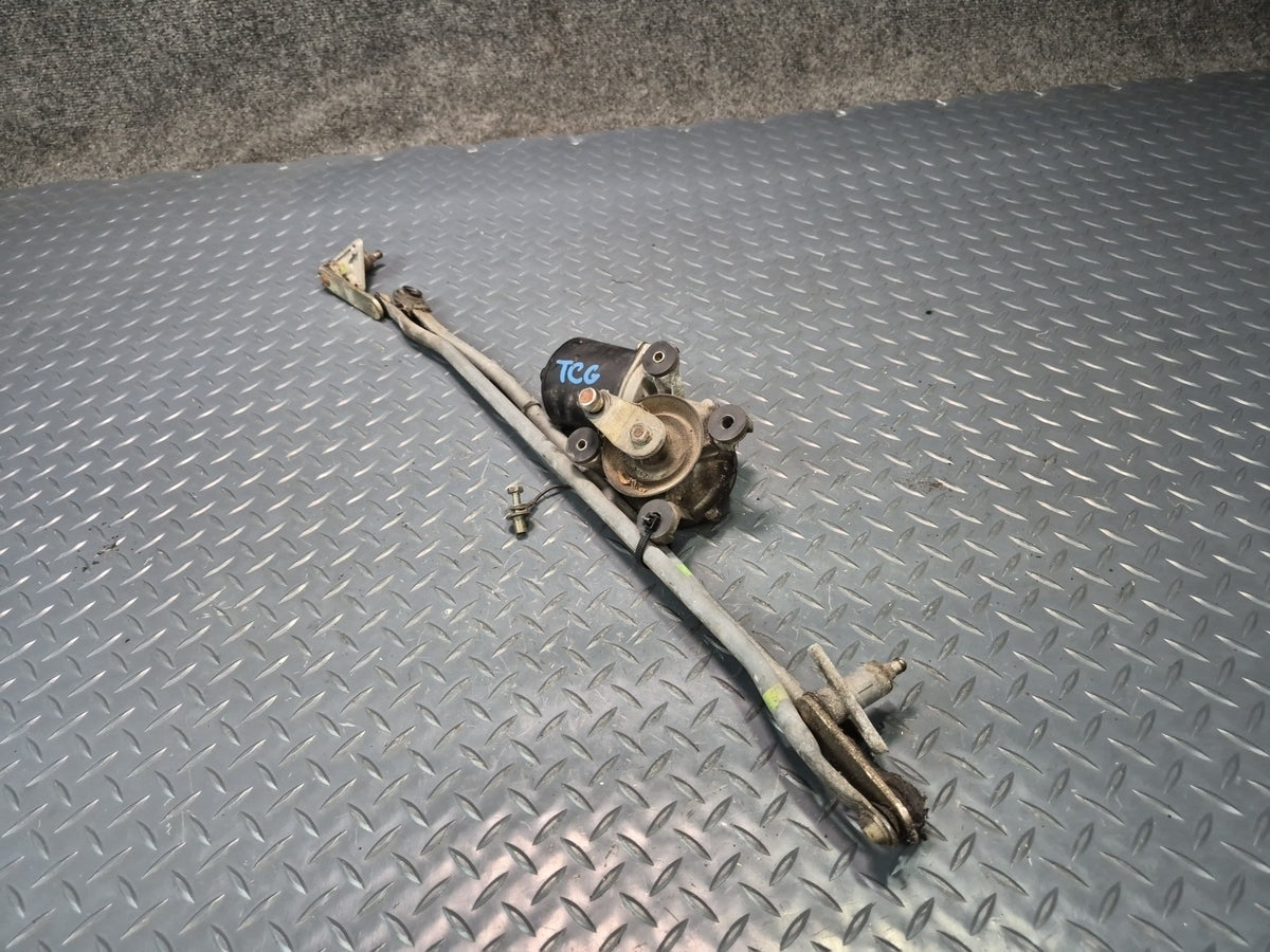 84-86 Toyota Cressida MX73 Front Windshield Wiper Linkage w Motor OEM