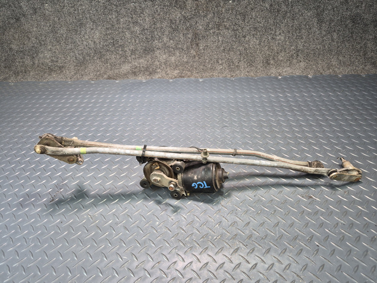 84-86 Toyota Cressida MX73 Front Windshield Wiper Linkage w Motor OEM