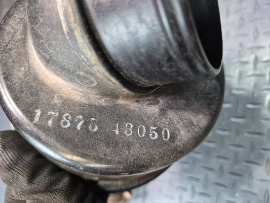 84-86 Toyota Cressida MX73 5MGE Air Intake Tube w Duct Silencer OEM