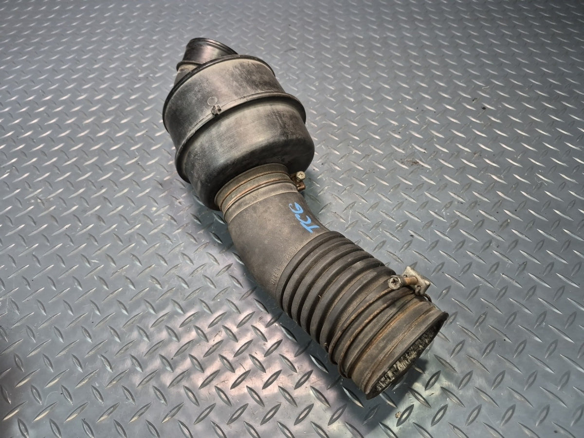 84-86 Toyota Cressida MX73 5MGE Air Intake Tube w Duct Silencer OEM