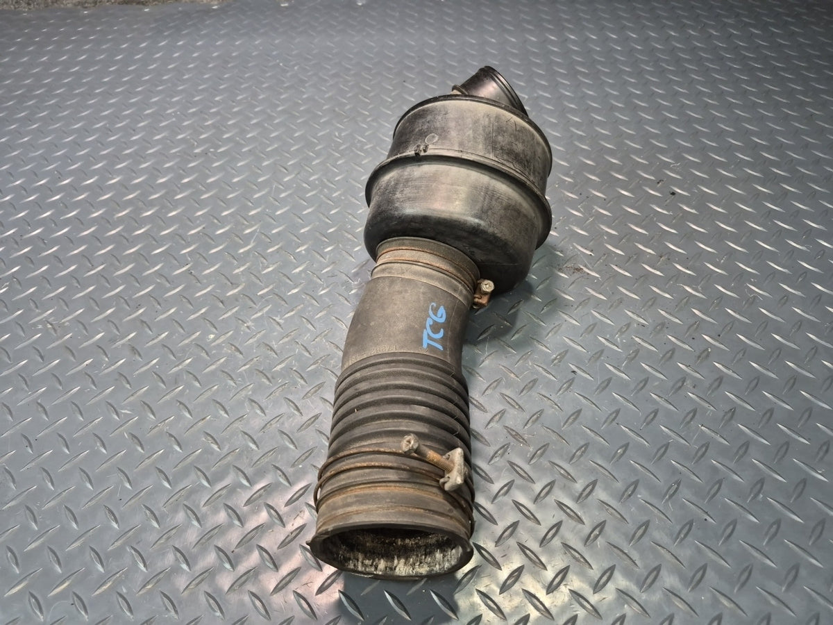 84-86 Toyota Cressida MX73 5MGE Air Intake Tube w Duct Silencer OEM