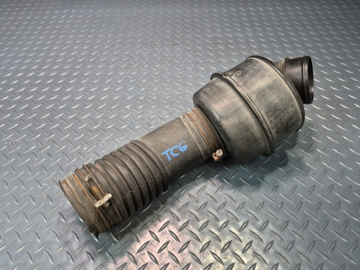 84-86 Toyota Cressida MX73 5MGE Air Intake Tube w Duct Silencer OEM