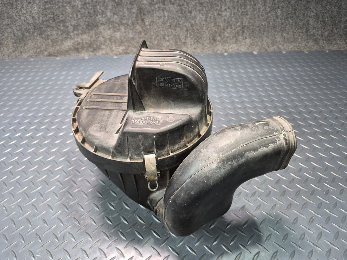 84-86 Toyota Cressida MX73 5M-GE Air Intake Cleaner Filter Box 22020-43110 OEM