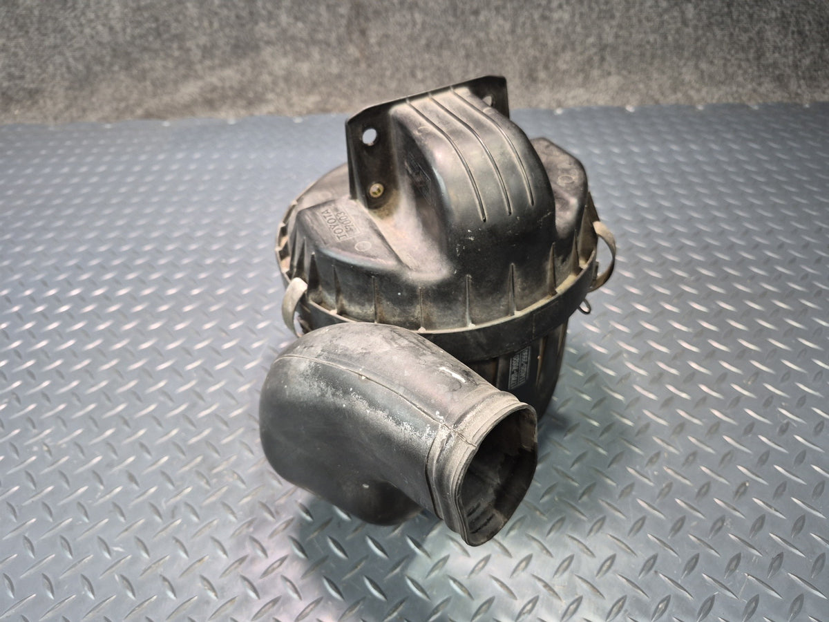 84-86 Toyota Cressida MX73 5M-GE Air Intake Cleaner Filter Box 22020-43110 OEM