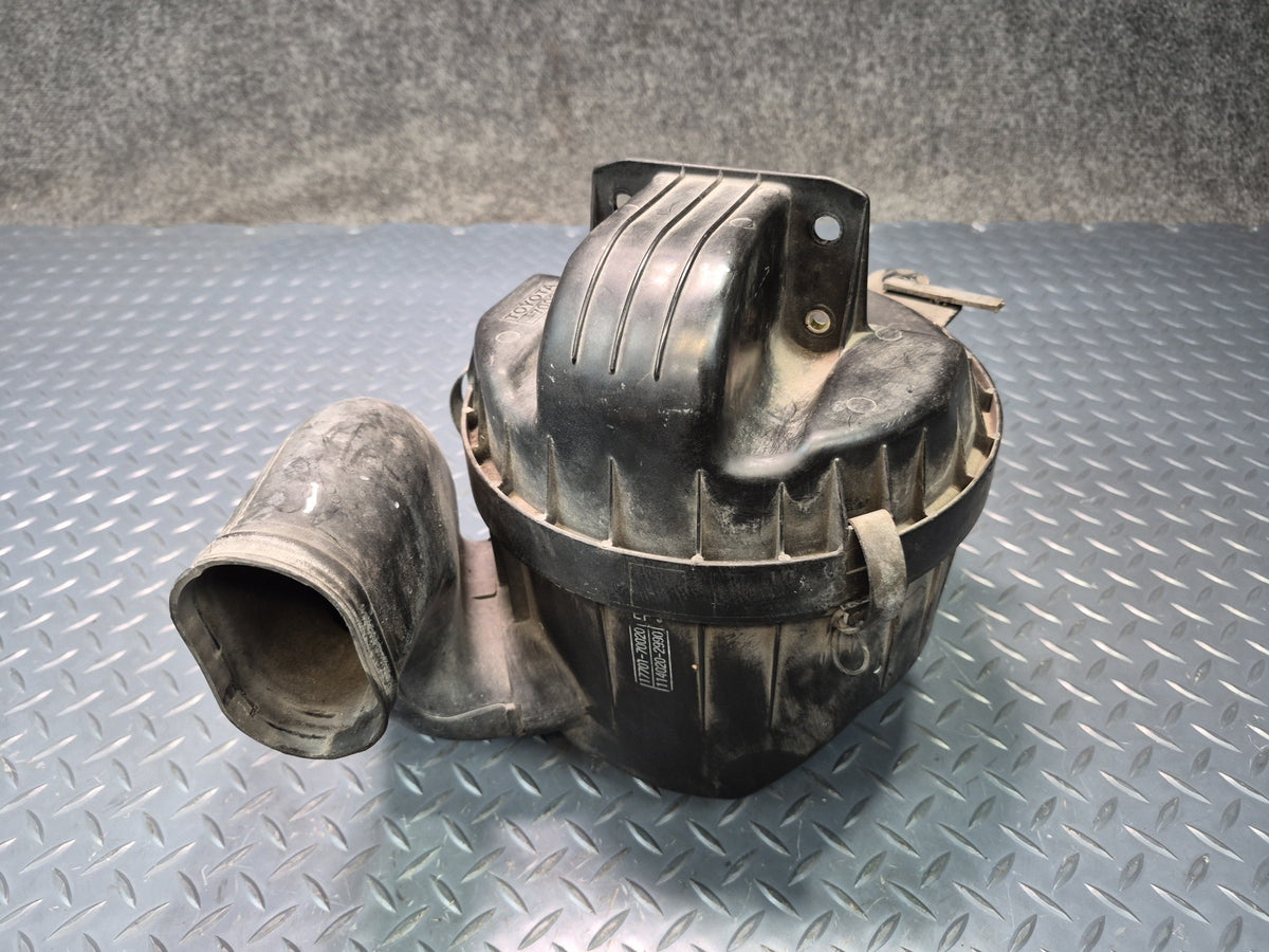 84-86 Toyota Cressida MX73 5M-GE Air Intake Cleaner Filter Box 22020-43110 OEM