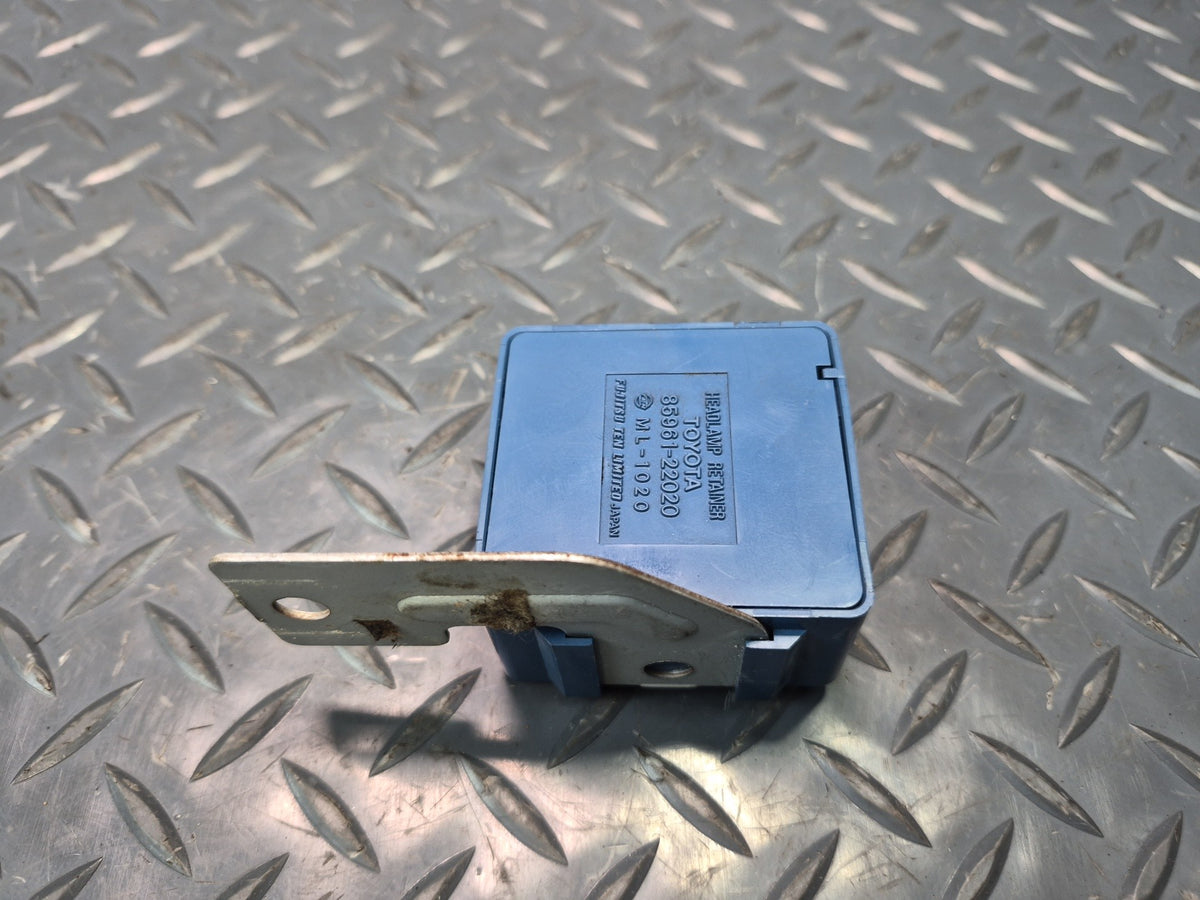 84-88 Toyota Cressida MX73 Headlight Retainer Control Module 85961-22020 OEM