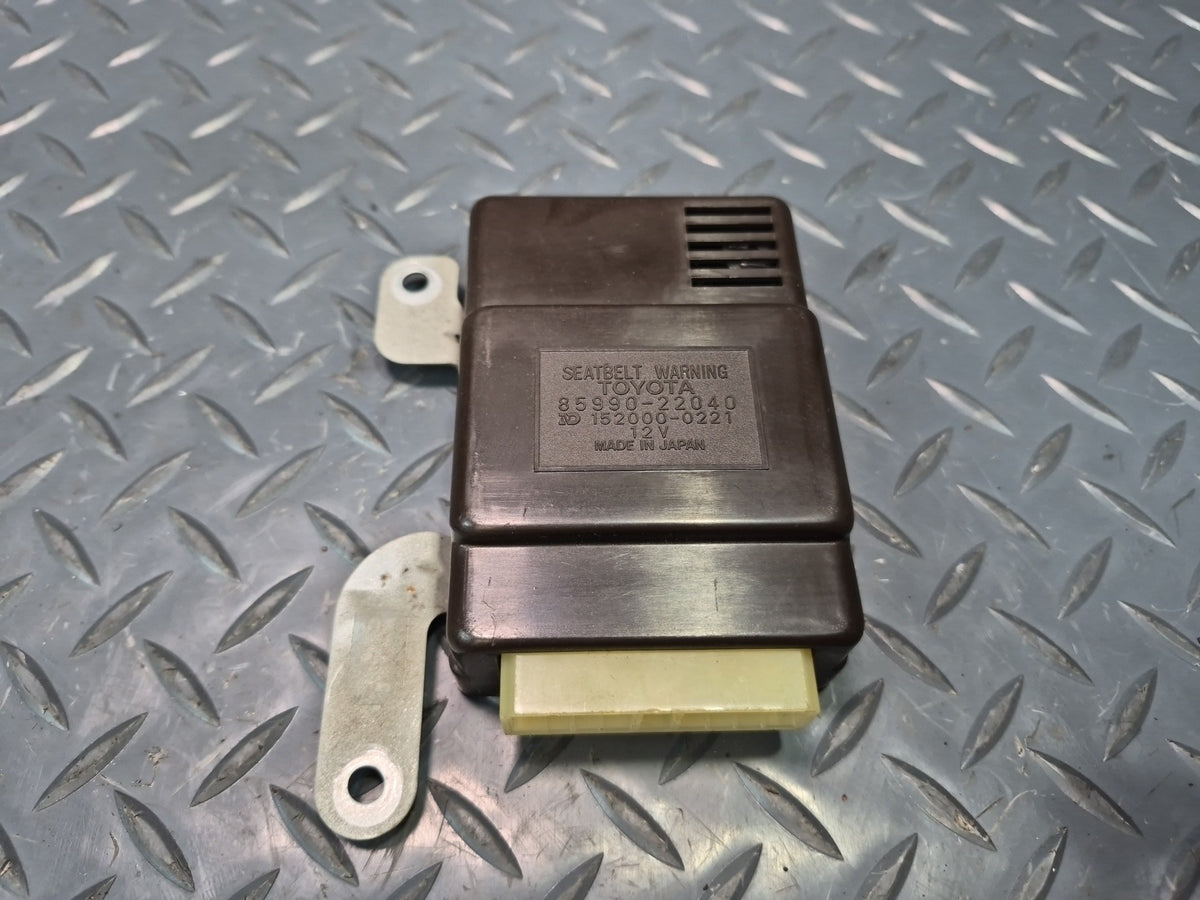 84-86 Toyota Cressida MX73 Seat Belt Warning Control Module 85990-22040 OEM