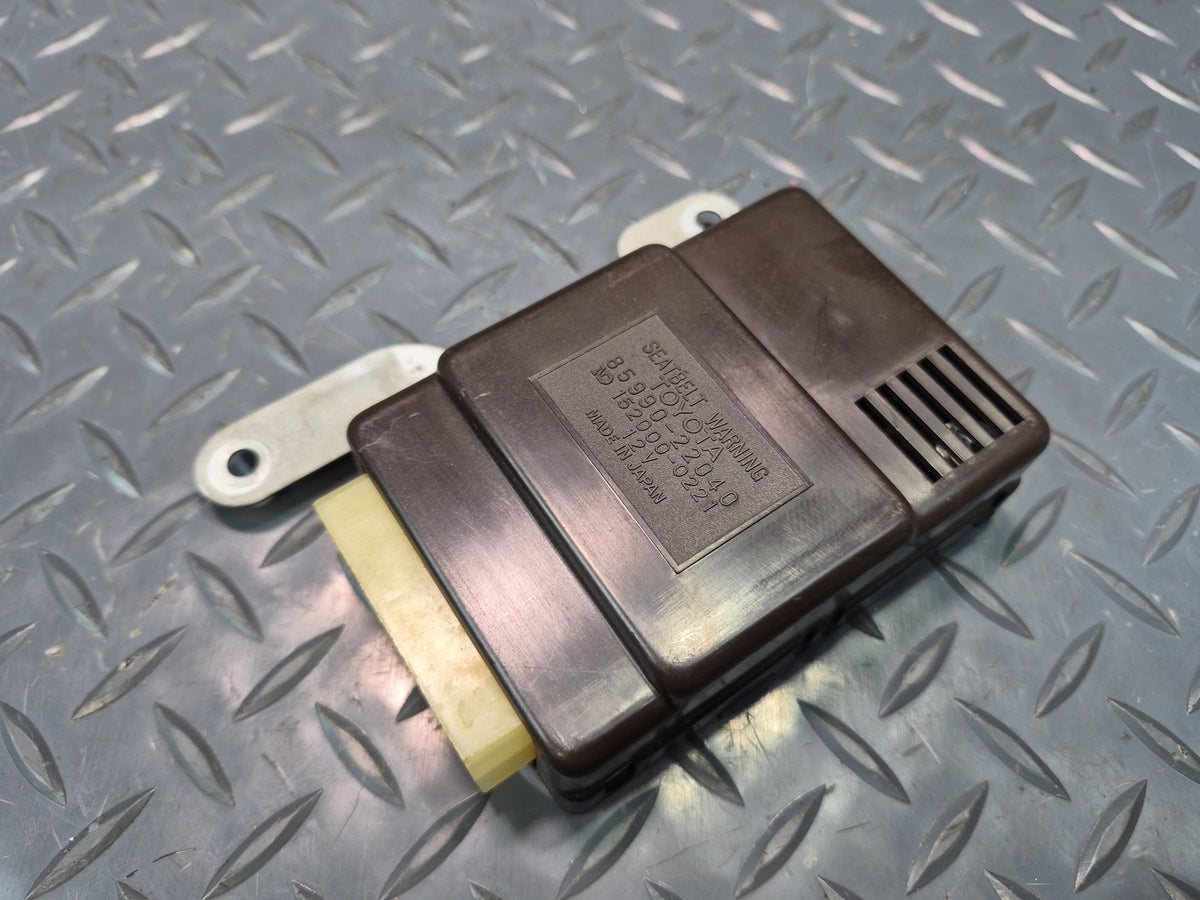 84-86 Toyota Cressida MX73 Seat Belt Warning Control Module 85990-22040 OEM