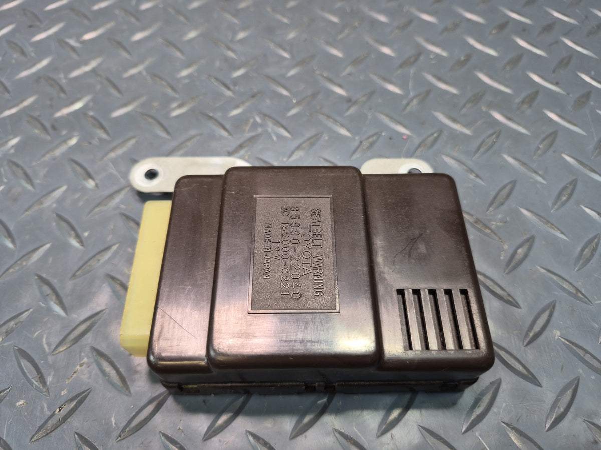 84-86 Toyota Cressida MX73 Seat Belt Warning Control Module 85990-22040 OEM