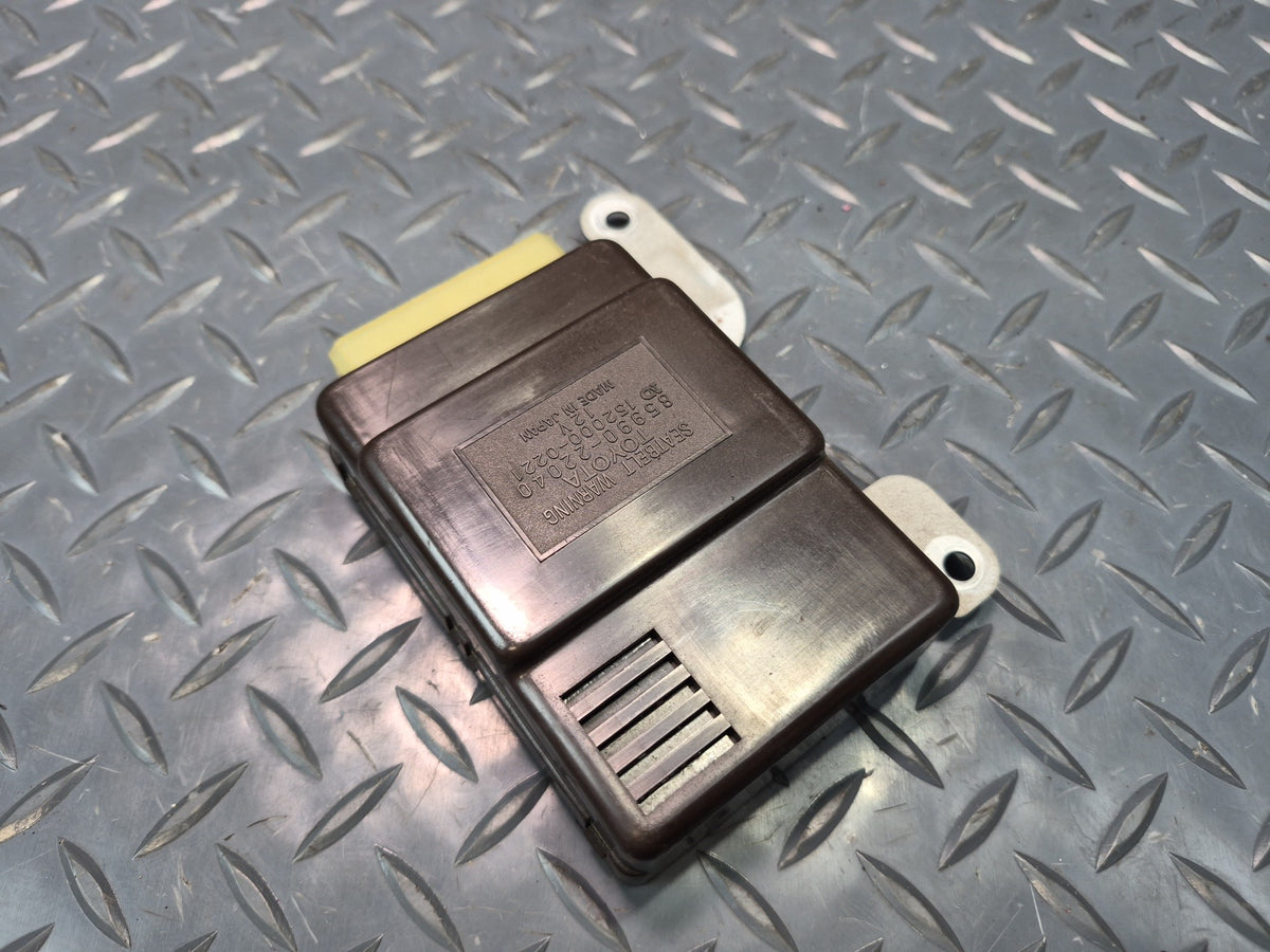 84-86 Toyota Cressida MX73 Seat Belt Warning Control Module 85990-22040 OEM
