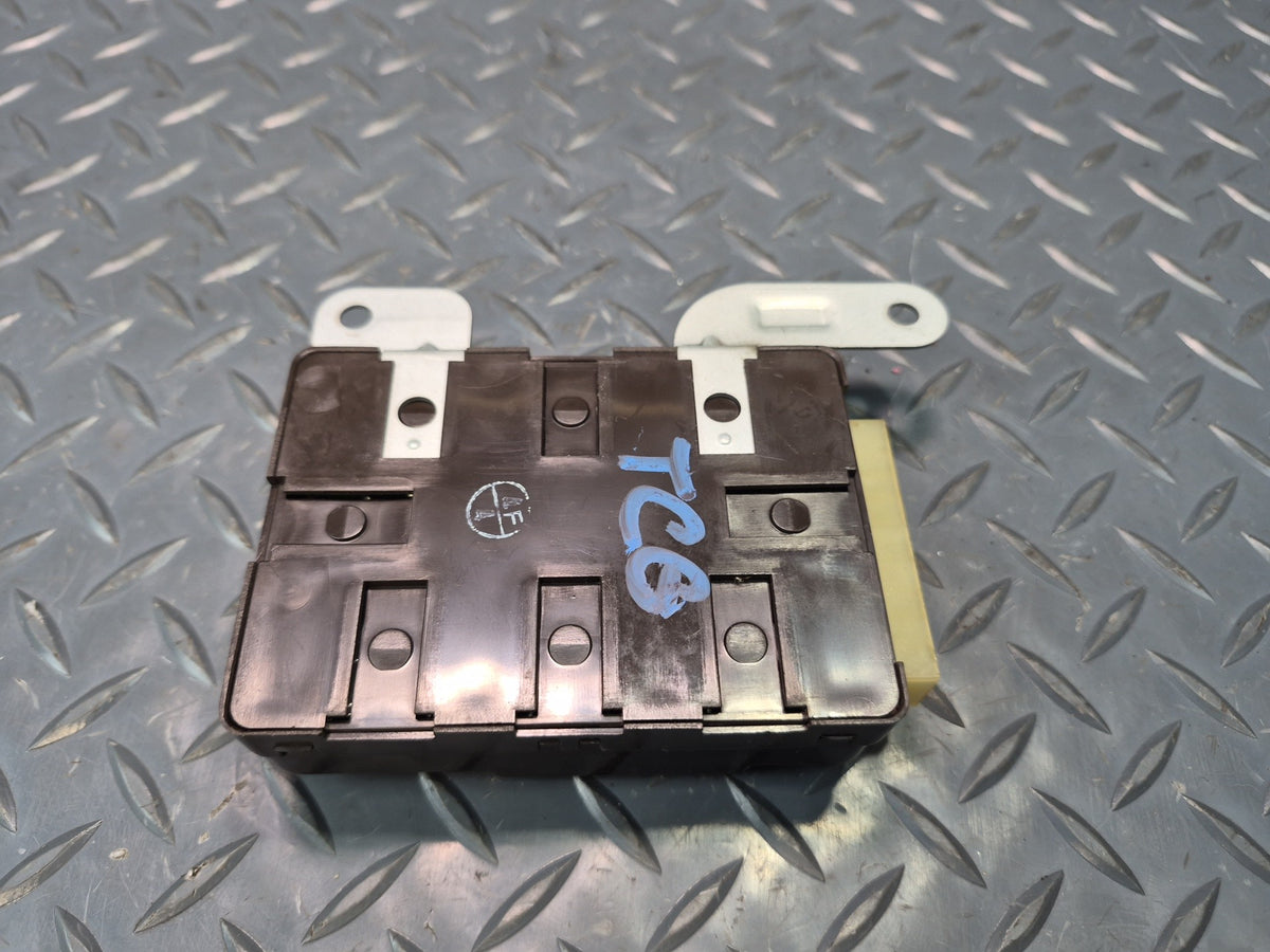 84-86 Toyota Cressida MX73 Seat Belt Warning Control Module 85990-22040 OEM