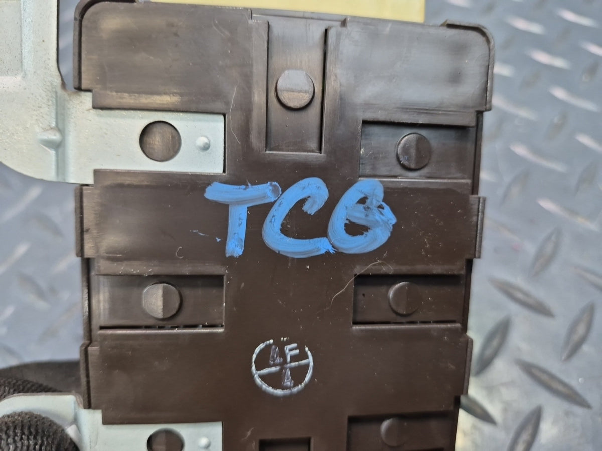 84-86 Toyota Cressida MX73 Seat Belt Warning Control Module 85990-22040 OEM