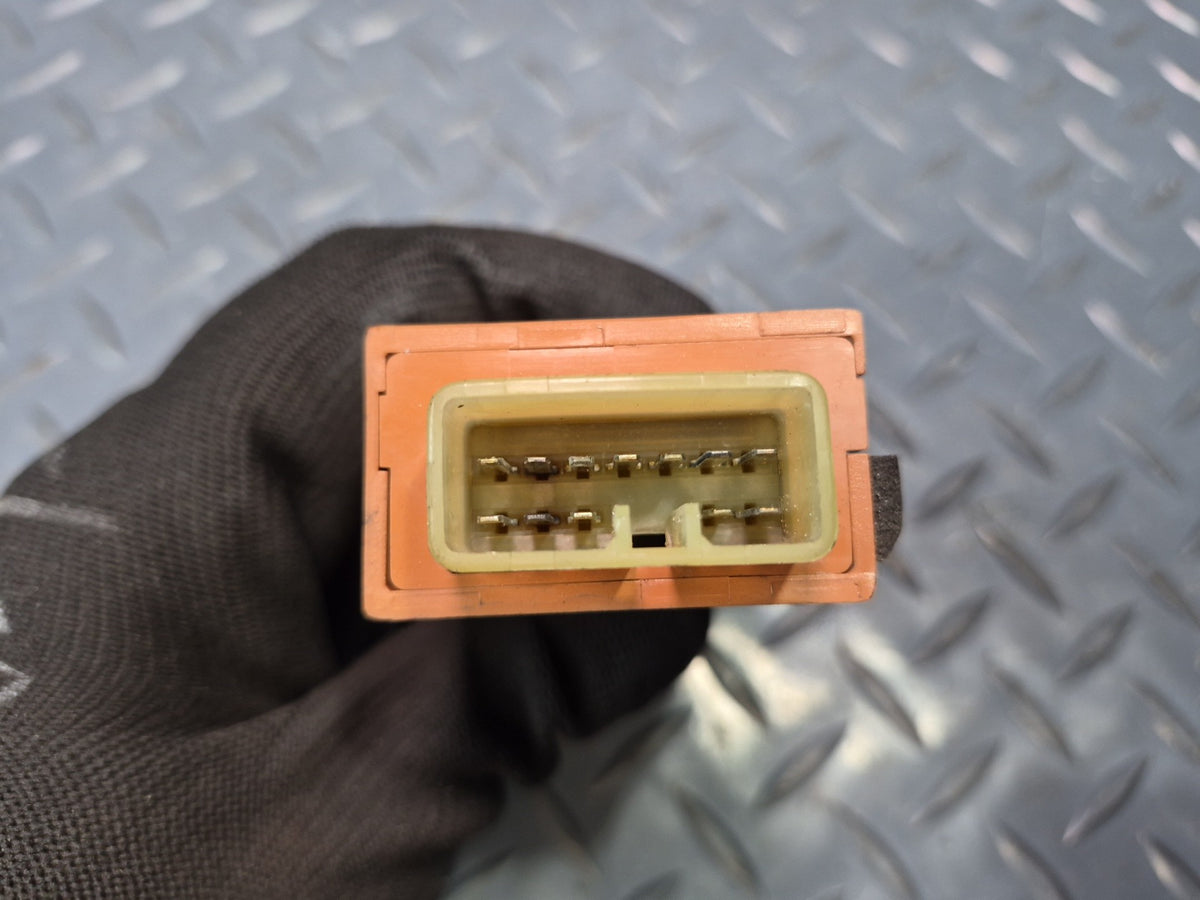 85-88 Toyota Cressida MX73 Light Lamp Failure Control Module 89373-22200 Dmgd