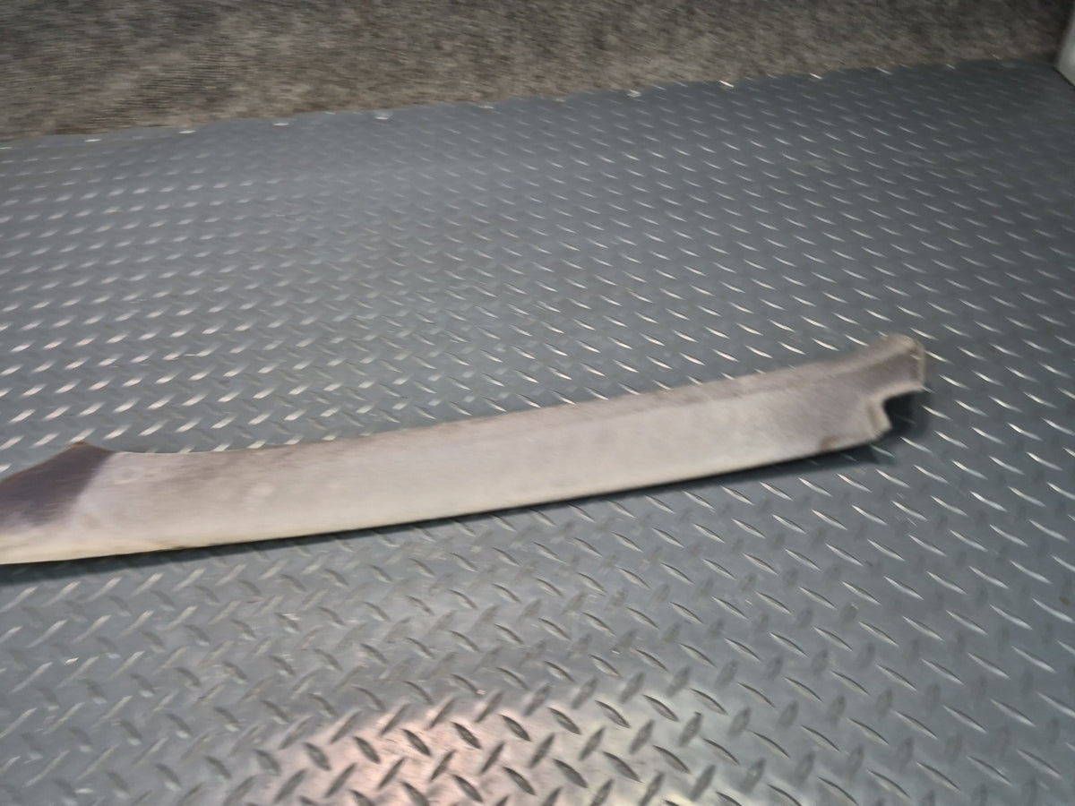 84-86 Toyota Cressida MX73 Sedan Set of 2 Front A Pillar Trim Cover Gray Damaged