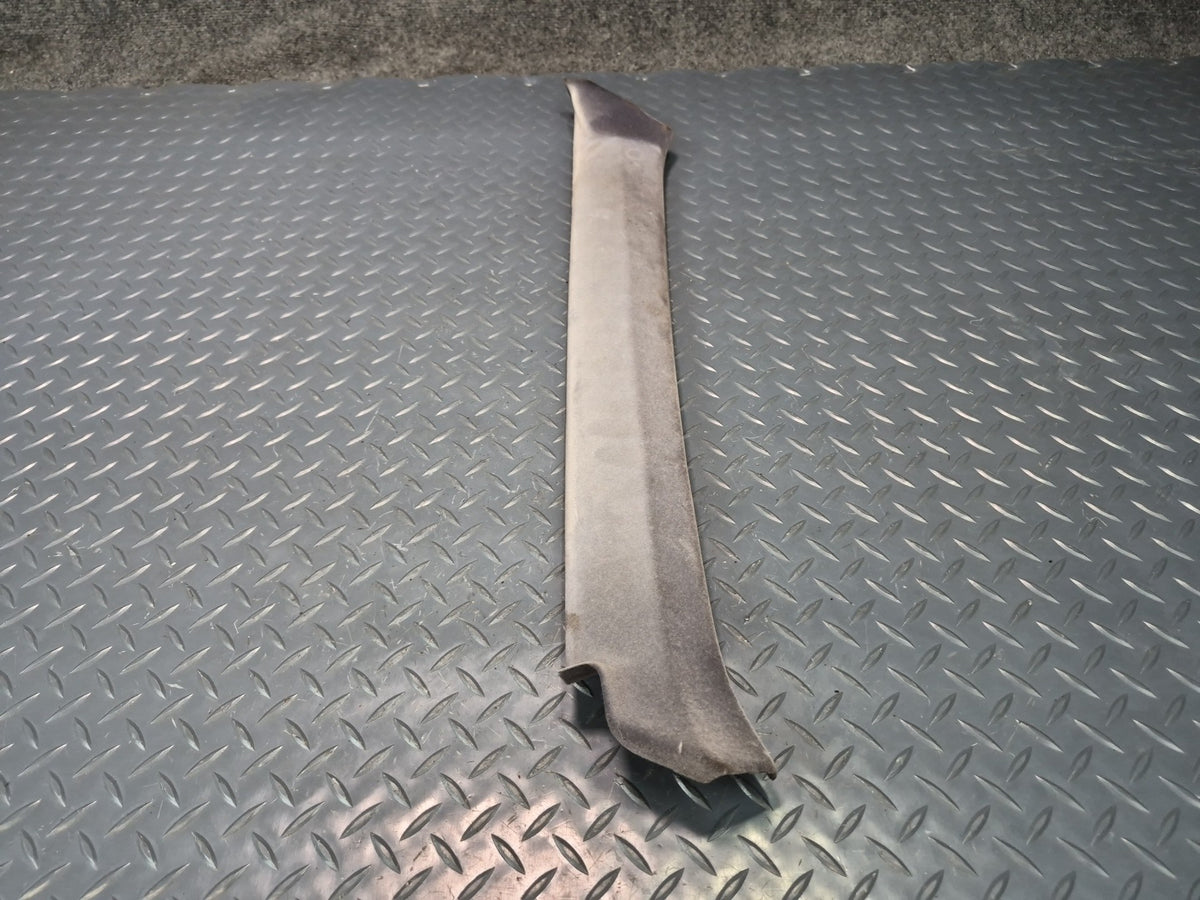84-86 Toyota Cressida MX73 Sedan Set of 2 Front A Pillar Trim Cover Gray Damaged