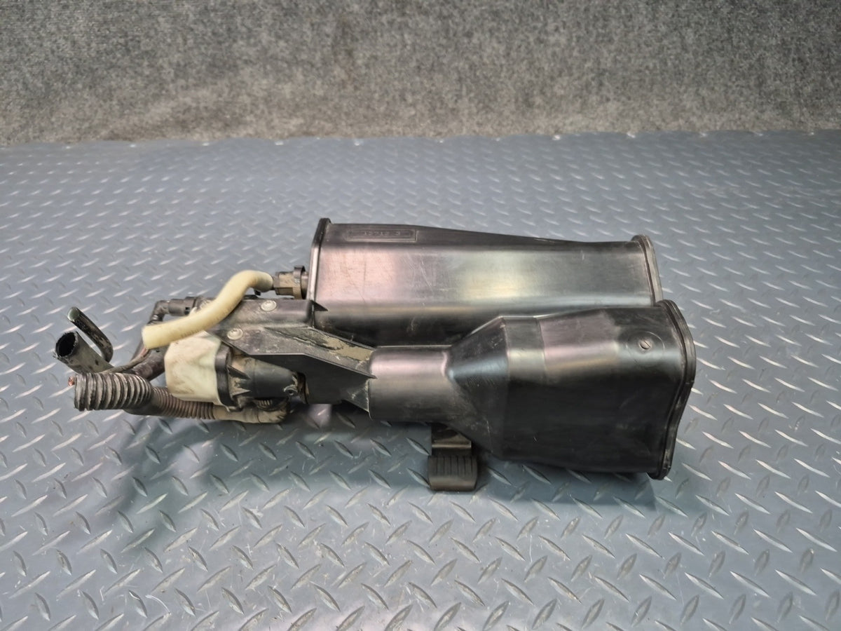 2008-2011 BMW E90 E92 E93 M3 Fuel Evap Vapor Charcoal Canister 6765741