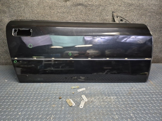 1994-1997 BMW E31 840Ci Right Door Shell Panel Schwarz Damaged