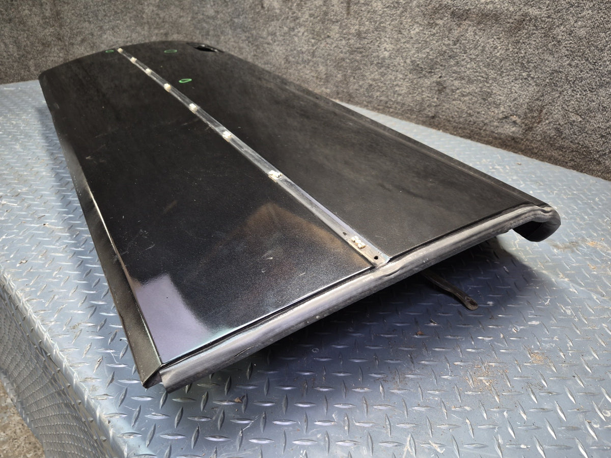 1994-1997 BMW E31 840Ci Right Door Shell Panel Schwarz Damaged