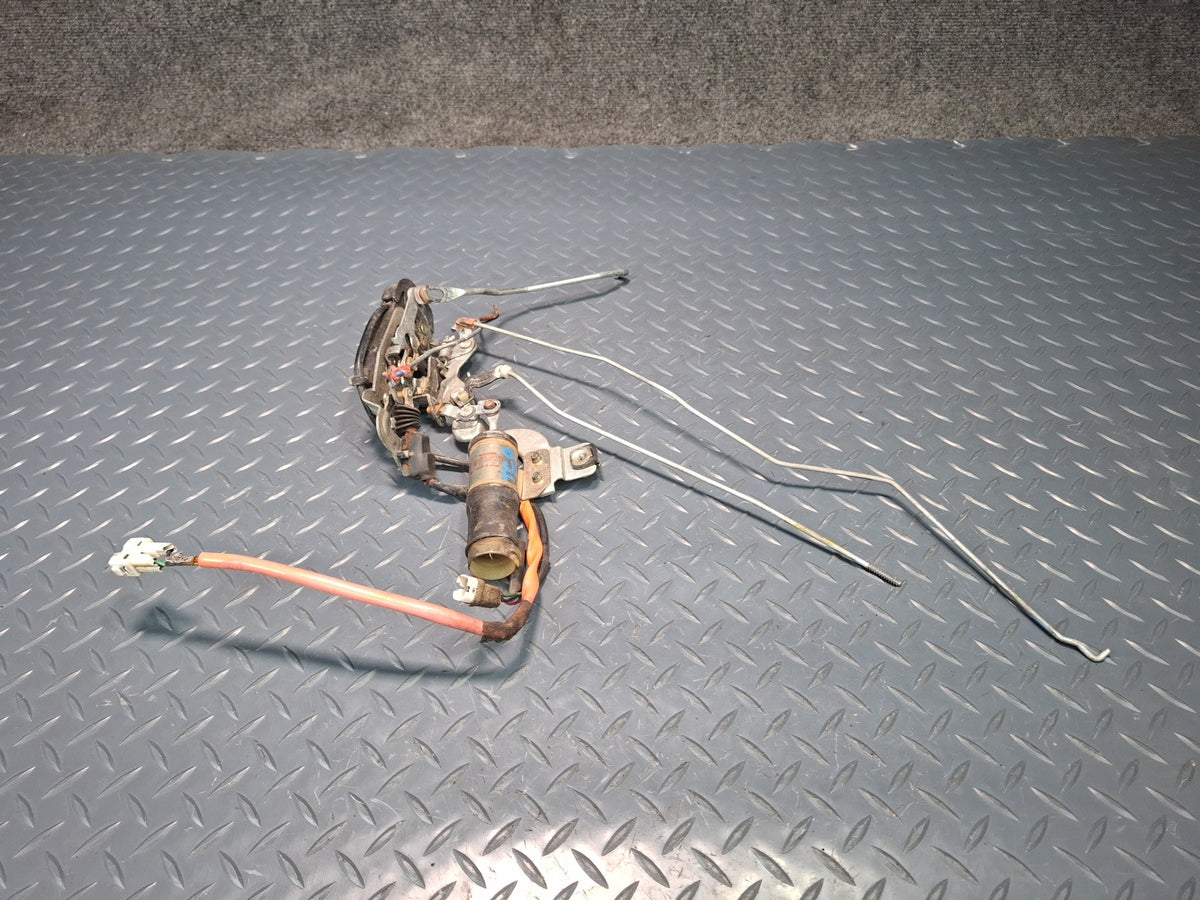 84-88 Toyota Cressida MX73 Sedan Front Right Door Lock Latch w Actuator OEM