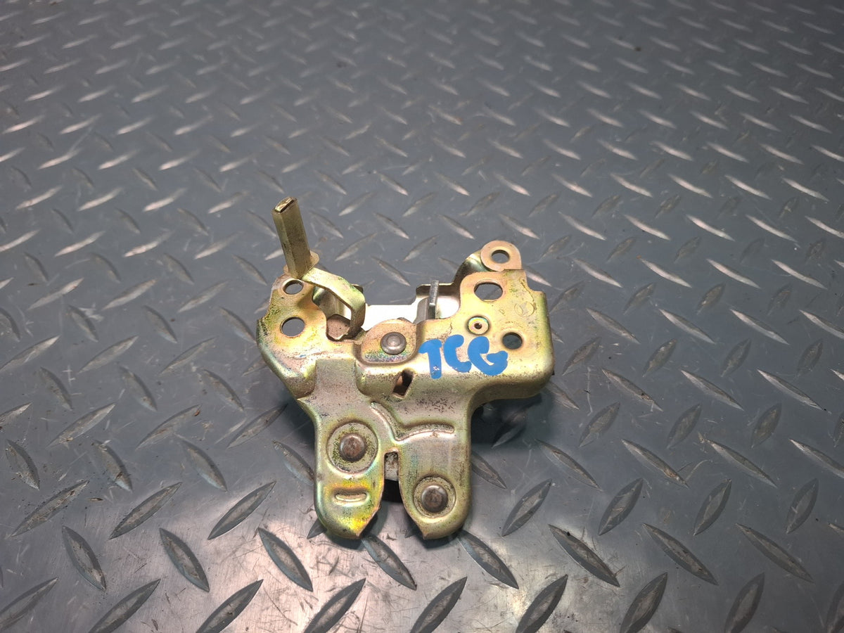 85-88 Toyota Cressida MX73 Sedan Rear Trunk Lid Lock Latch OEM