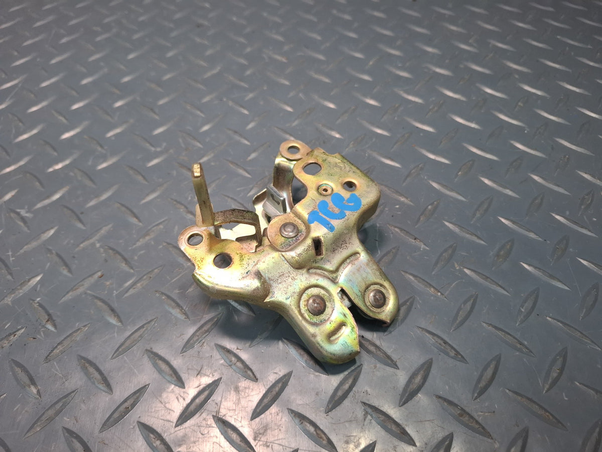 85-88 Toyota Cressida MX73 Sedan Rear Trunk Lid Lock Latch OEM