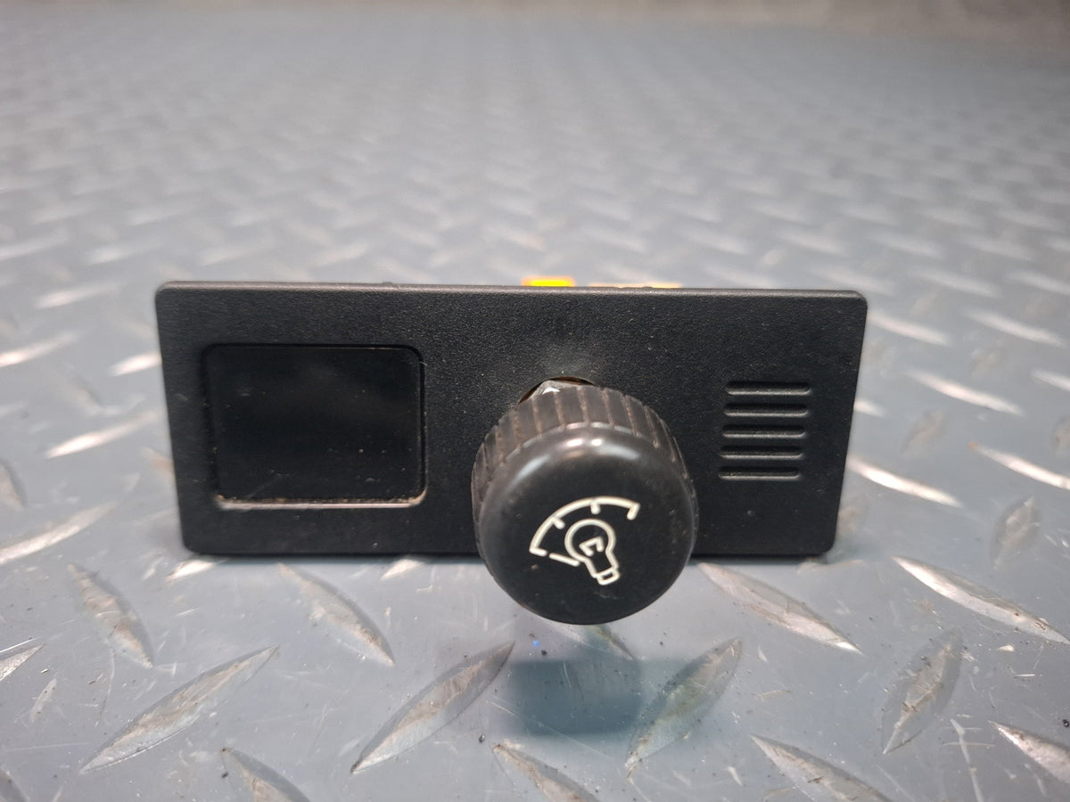 84-88 Toyota Cressida MX73 Instrument Cluster Light Dimmer Switch w Trim OEM