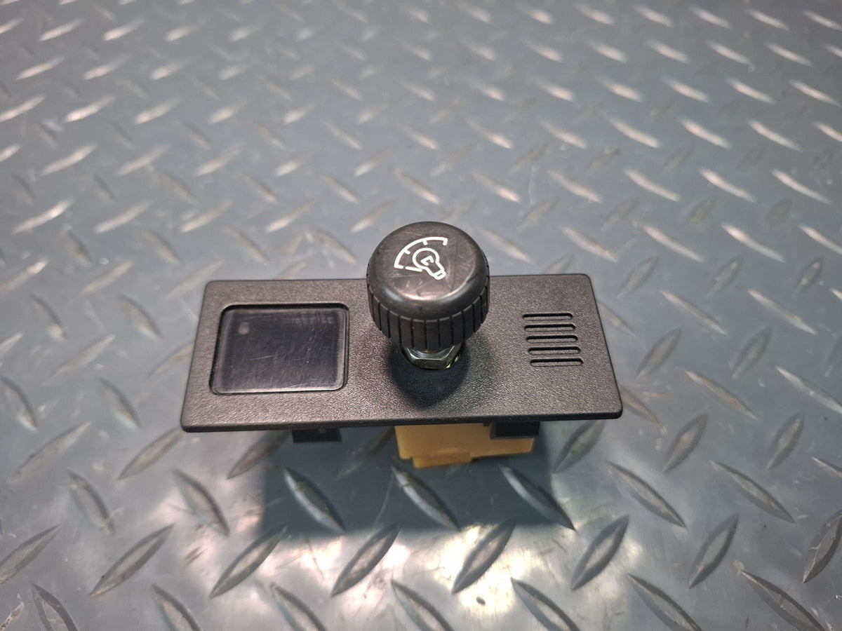 84-88 Toyota Cressida MX73 Instrument Cluster Light Dimmer Switch w Trim OEM