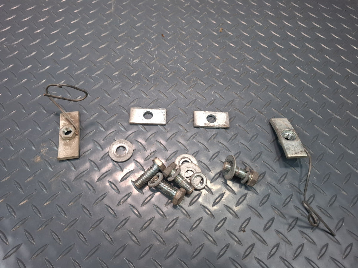 84-88 Toyota Cressida MX73 Sedan Rear Trailer Hitch TOW Towing Bar w Mount Set