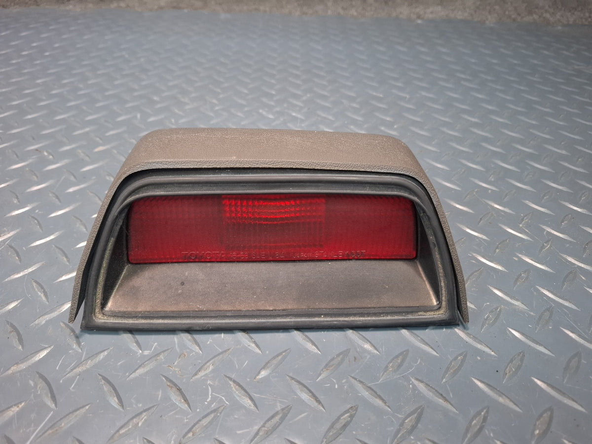 85-86 Toyota Cressida MX73 Sedan Rear Center Third Brake Light Lamp Brown OEM