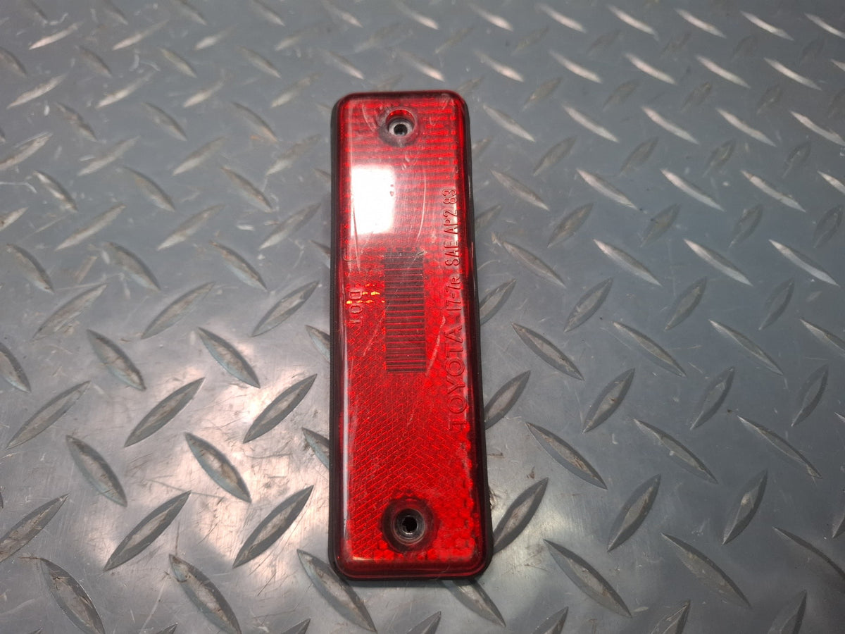 84-86 Toyota Cressida MX73 Rear Left & Right Fender Marker Light Lamp Set OEM