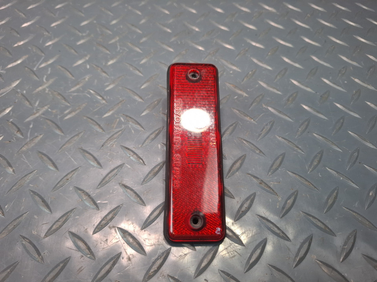 84-86 Toyota Cressida MX73 Rear Left & Right Fender Marker Light Lamp Set OEM